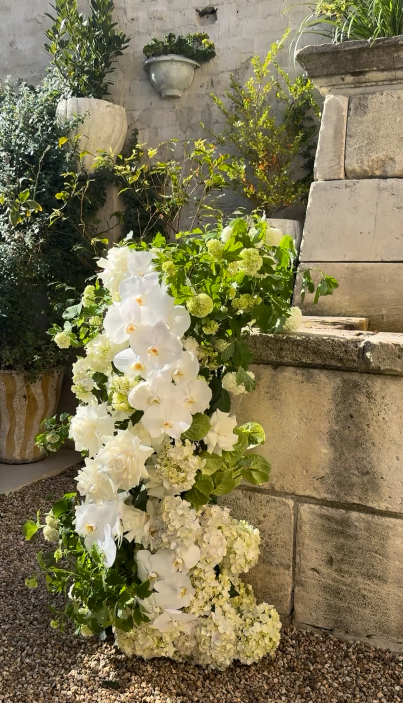 CUSTOM LARGE FLOWER TOWER - Image 3